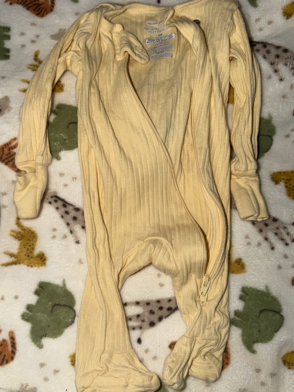 Member’s Mark Yellow Ribbed Organic Sleeper NB